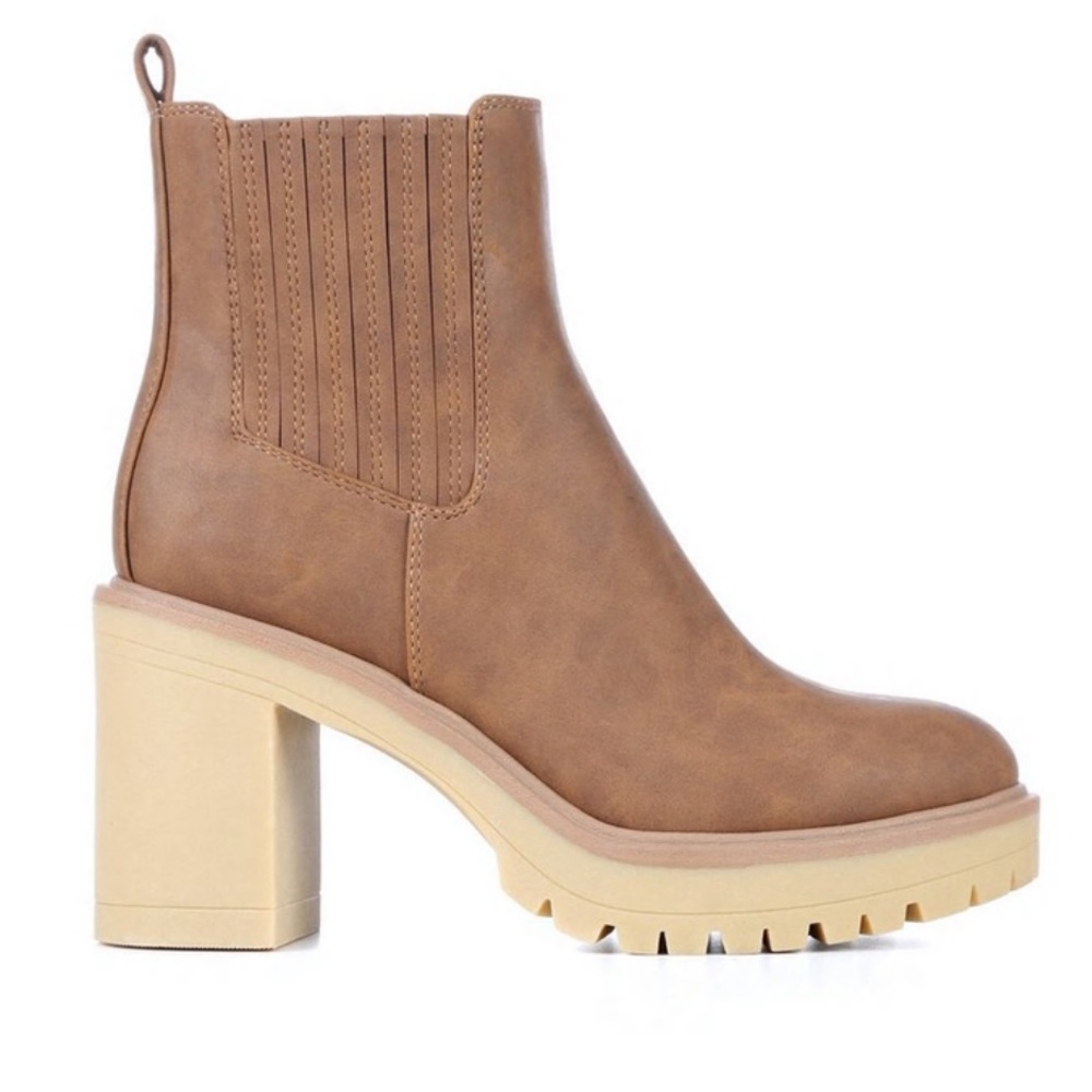 DV BY DOLCE VITA JETTA BOOTIES